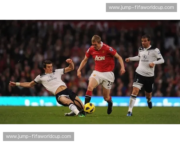 【热刺vs曼联直播】巅峰对决，谁能笑到最后？锁定高清直播，不见不散！